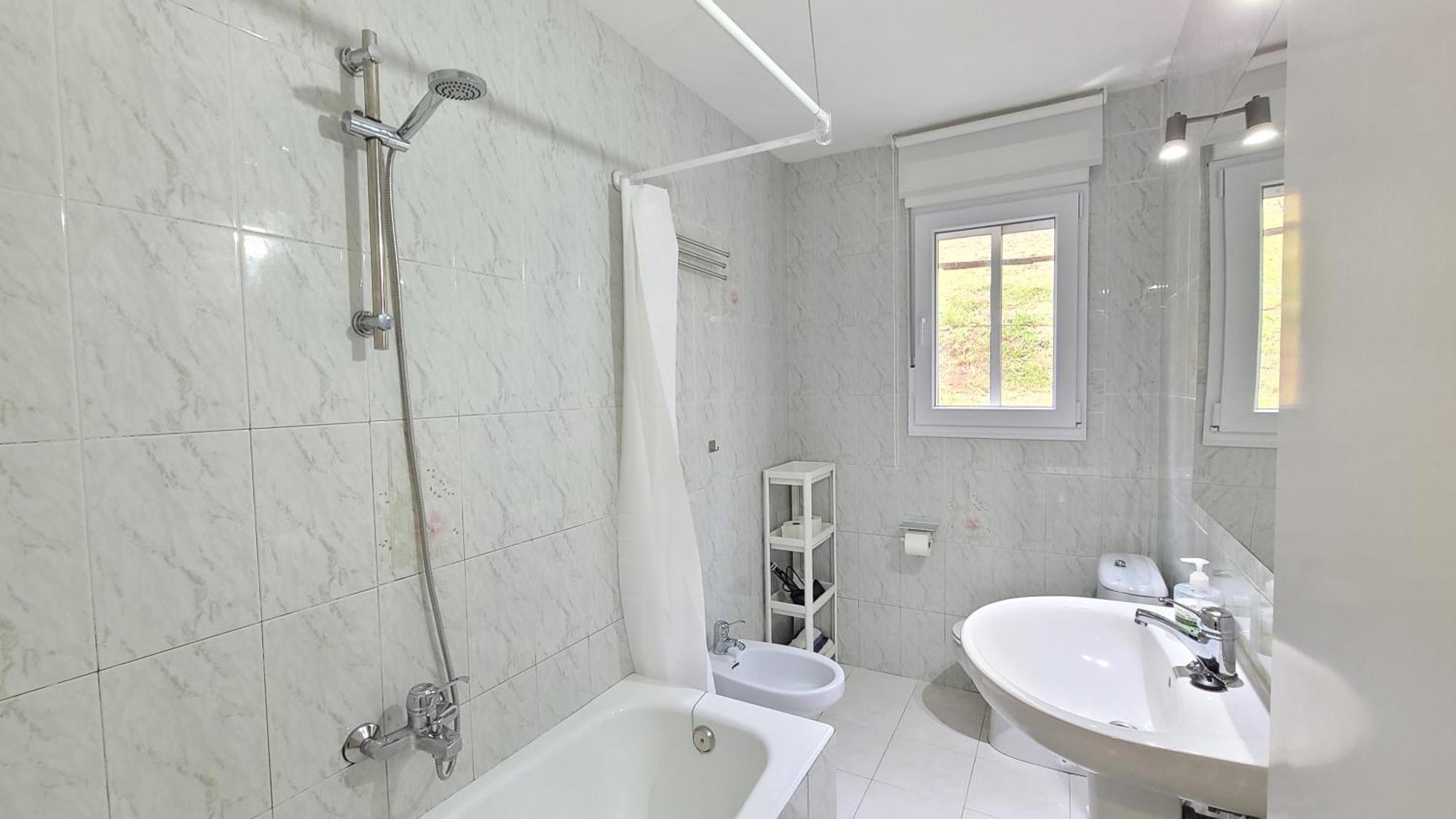 شقة Casa Renovada Con Chill Out En Espinosa Espinosa de los Monteros المظهر الخارجي الصورة